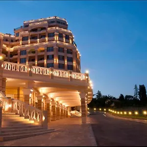 Piramida Cabacum Beach Варна